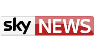 Sky News 標誌，紅色背景上有黑色 sky 和白色 NEWS。 — 美學天空 壁紙