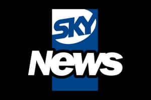 Sky News 標誌，黑色背景上帶有藍色和白色文字 — Off white 標誌 壁紙