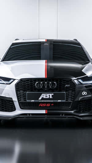 攝影棚內白色和黑色ABT奧迪RS6+跑車的前視圖。 — 奧迪R8 壁紙