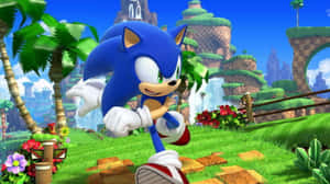 Sonic the Hedgehog 跑過一個有瀑布和花朵的茂密叢林。 — 音速小子 壁紙
