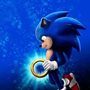 Sonic the Hedgehog 在藍色背景下手持發光戒指。 — 音速小子 壁紙