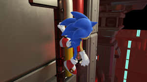 Sonic the Hedgehog 在未來感的工業環境中攀爬一條管子。 — 音速小子 壁紙