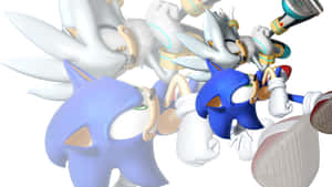 Sonic 和 Silver 在白色背景上以動作模糊效果擺出動作姿勢 — 音速小子 壁紙