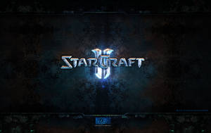 在深色紋理背景上發出藍光的 StarCraft II 標誌 — 遊戲玩家標誌 壁紙