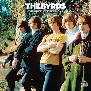 The Byrds 樂隊成員身穿1960年代服裝，在戶外樹木旁擺姿勢。 — 岩石 壁紙