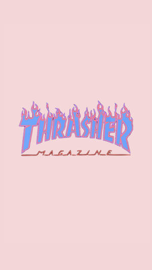 Thrasher Magazine 標誌，帶有火焰設計，背景為粉紅色。 — 懲罰者標誌 壁紙