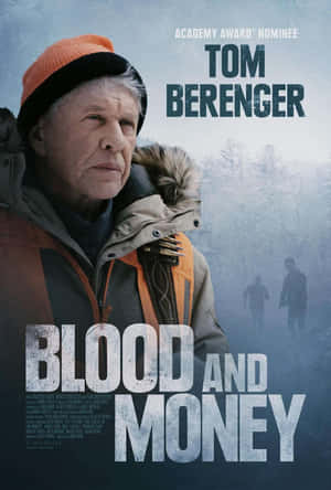 Tom Berenger 身穿冬季外套和橙色無邊帽，在霧氣瀰漫的森林場景中。 — 湯姆·霍蘭德 壁紙