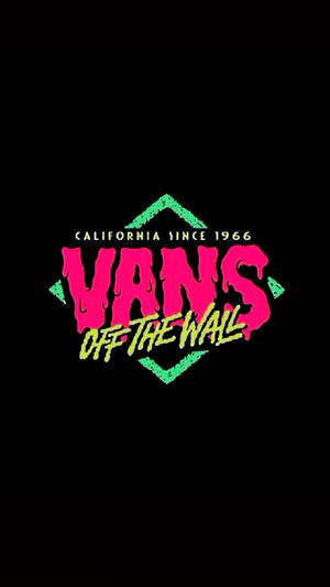 Vans Off The Wall 標誌，粉紅色和綠色滴落文字在黑色背景上。 — Vans 標誌 壁紙