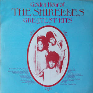 復古專輯封面 featuring The Shirelles，歌曲名稱圍繞中央照片列出。 — 音樂 壁紙