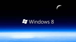 Windows 8 標誌在太空中的地球和月亮前 — Windows 11 4K 壁紙