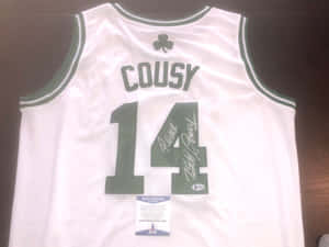 Bob Cousy親筆簽名波士頓塞爾提克球衣，附有認證卡。 — 運動 壁紙