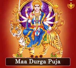 女神杜爾迦騎著老虎，多臂手持武器和象徵物。 — Maa Durga 壁紙
