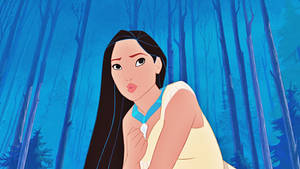 一位驚訝的動畫女性，長長的黑髮，在藍色森林中。 — Pocahontas 壁紙