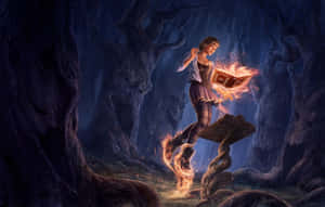 年輕女性在黑暗魔法森林中閱讀一本發光的火焰書。 — 魔法動圖 壁紙