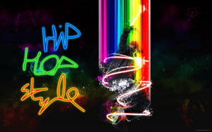 霓虹塗鴉藝術家在宇宙黑暗中繪製發光的痕跡，並帶有「Hip Hop Style」文字。 — 嘻哈 壁紙