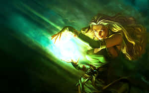 一位長金髮的奇幻法師，在黑暗環境中引導發光的綠色魔法。 — MacBook Pro 13 壁紙