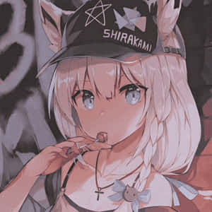 擁有狐狸耳朵的動漫女孩咬著棒棒糖，戴著帽子和十字架項鍊。 — 可愛動漫女孩 壁紙
