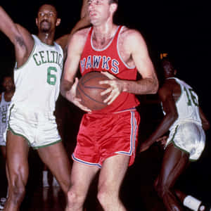 復古籃球比賽，Hawks球員運球對抗Celtics防守球員。 — 波士頓塞爾提克 壁紙