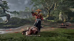 武士戰士站在霧氣瀰漫的森林戰場上，腳下是擊敗的敵人。 — 對馬戰鬼 壁紙