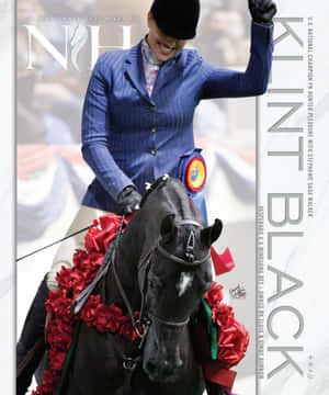 馬術冠軍與戴著紅玫瑰和絲帶的馬匹慶祝勝利。 — 高解析度馬匹 壁紙
