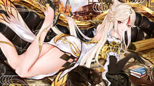 金髮動漫女孩穿著白色金色服裝與黑貓在裝飾沙發上。