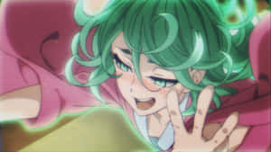 綠髮動漫女孩微笑比出和平手勢 — 對馬戰鬼 壁紙