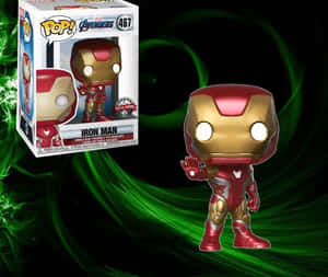 Funko Pop 鋼鐵人人偶連盒子，背景是綠色能量漩渦。 — 漫威復仇者聯盟 壁紙