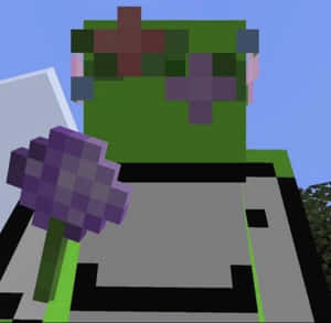 在Minecraft場景中，一隻方塊狀的綠色青蛙拿著一朵紫色花。 — 我的世界 壁紙