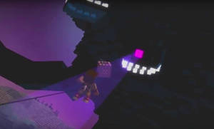 像素化的Minecraft玩家在黑暗洞穴中拿著一個發光的紫色方塊。 — 凋零風暴 壁紙