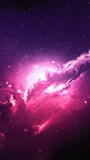 在深空中，充滿活力的粉紅色和紫色星雲與發光的星星。 — 粉彩彩虹 壁紙