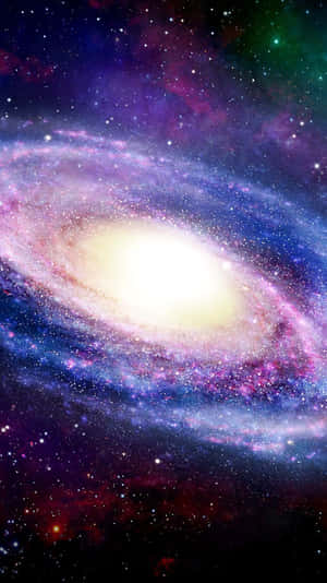 一個色彩繽紛的螺旋星系，帶有發光的旋臂和散落的星星。 — 銀河 壁紙