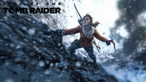 Lara Croft 在暴風雪中用冰斧和弓爬上積雪的懸崖。 — 攀爬 壁紙