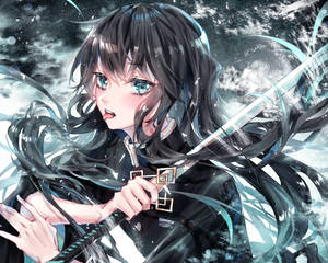 動漫女孩，藍眼睛，深色頭髮，在暴風雨中持劍。