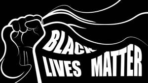一隻舉起的拳頭，帶有流暢線條，並以粗體白色字體寫上「BLACK LIVES MATTER」。 — 黑色高畫質桌布 壁紙