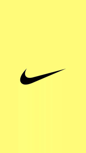 黃色背景上的黑色Nike Swoosh標誌 — 黑灰 iPhone 壁紙