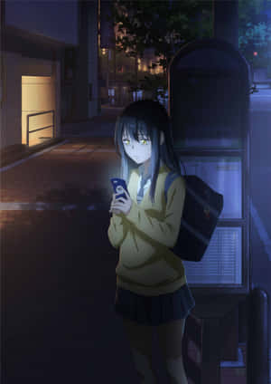 黃色毛衣動漫女孩，夜晚公車站用手機 — iPad (A16) 壁紙