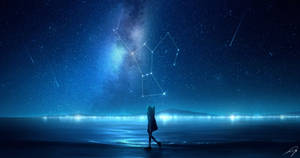 一個人在星空下、發光星座旁在水面上行走的剪影。 — 獨自一人 壁紙