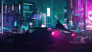 一個人在夜晚駕駛一輛發光的汽車穿過霓虹燈照亮未來城市。 — 電馭叛客2077 壁紙