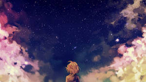 金髮動漫女孩仰望星空，夜空有發光的雲彩。 — 前衛動漫 壁紙