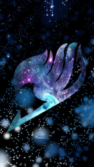 一個發光的龍徽章，充滿星星和星雲，背景是黑暗的宇宙。 — 妖精尾巴角色 壁紙