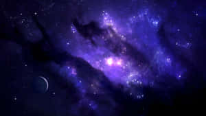 深空中帶有星星和一顆行星的紫色星雲。 — 宇宙美學 壁紙