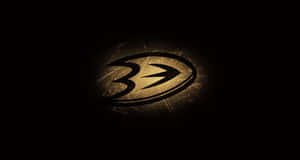 Anaheim Ducks 標誌在深色背景上發光並帶有刮痕。 — 安納海姆鴨隊 壁紙