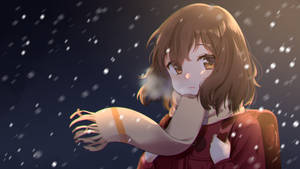 動漫女孩穿著冬季外套和圍巾，在夜晚飄落的雪下 — 消滅 壁紙