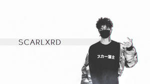 戴面具和迷彩外套的人做出手勢，帶有文字SCARLXRD — Scarlxrd 壁紙