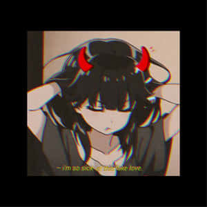 有紅色角的動漫女孩低著頭，文字寫著「我厭倦了這種虛假的愛。」 — 可愛的悲傷 壁紙