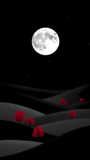 滿月照耀著黑暗的山丘，紅樹在星空下。 — 1440x2560 壁紙