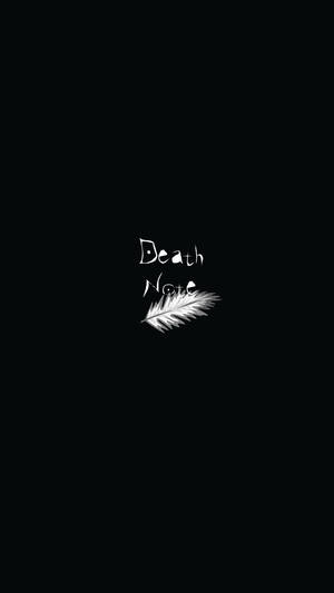 白色文字顯示 Death Note，下方有羽毛，背景為黑色。 — 死亡筆記本 GIF 壁紙