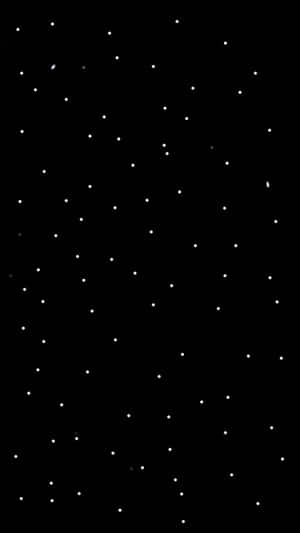 佈滿散落白色星星的黑暗天空 — 簡約暗黑美學 壁紙