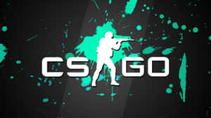 CS:GO標誌，帶有玩家剪影和黑色背景上的青綠色油漆飛濺。 — 電玩遊戲 GIF 壁紙