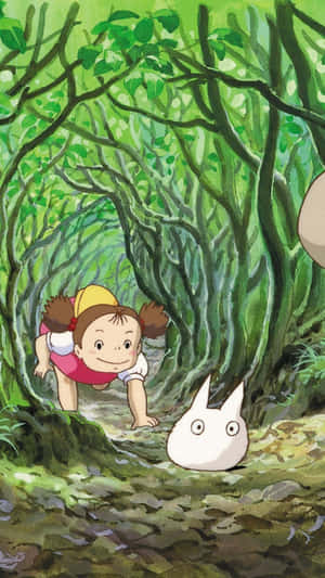 一個年輕女孩與一個白色生物一起爬過森林隧道。 — 櫻島麻衣 壁紙
